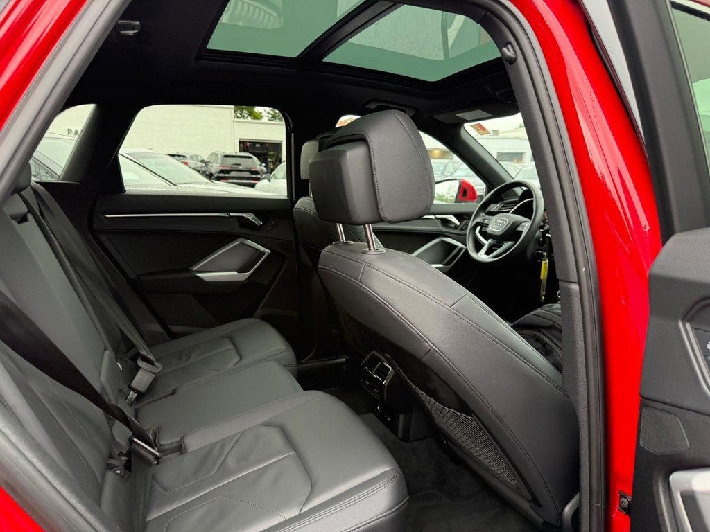 2025 Audi Q3 S line Premium