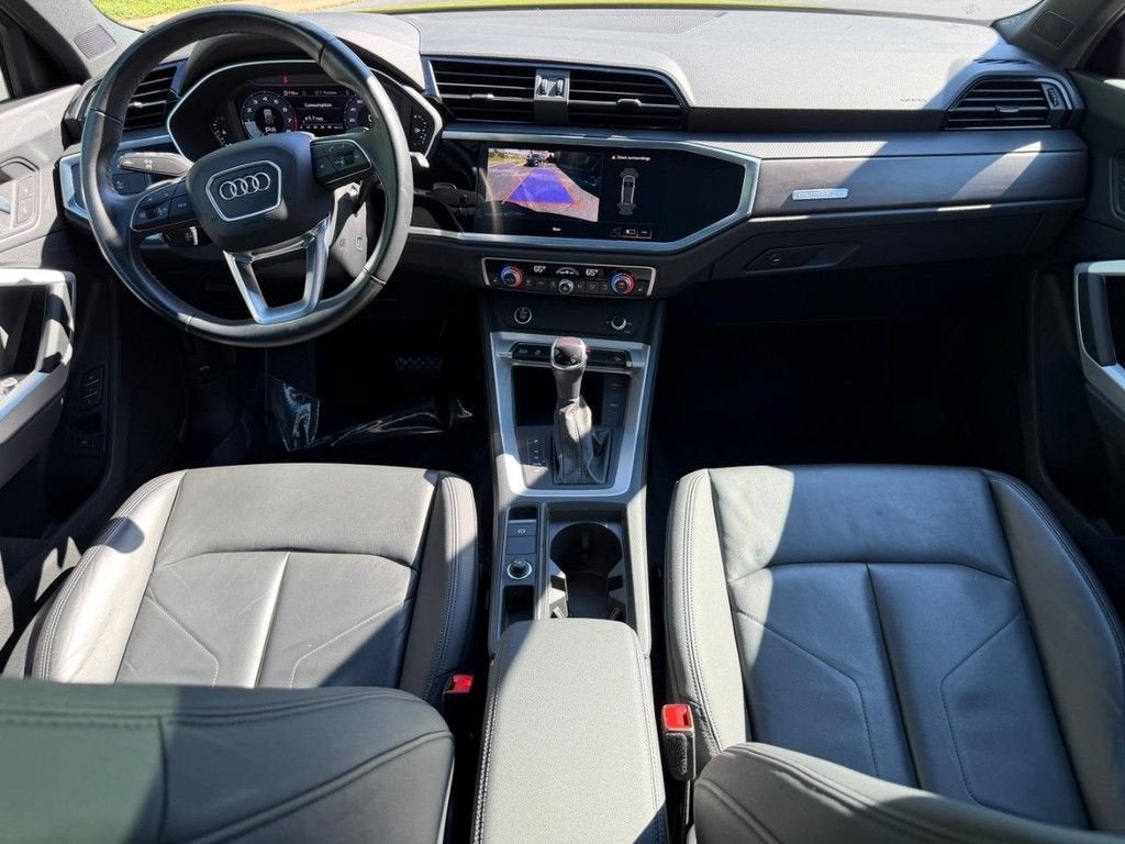 2023 Audi Q3 S line Premium