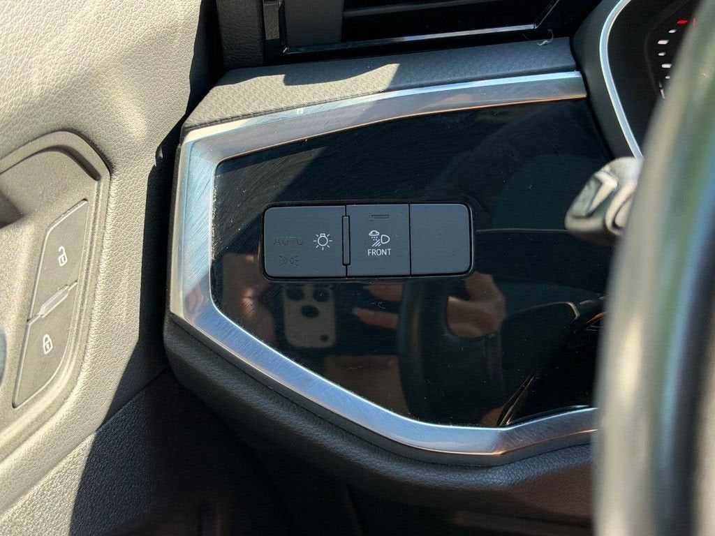2023 Audi Q3 S line Premium