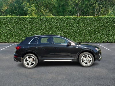 2023 Audi Q3 S line Premium