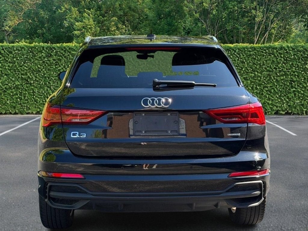 2023 Audi Q3 S line Premium