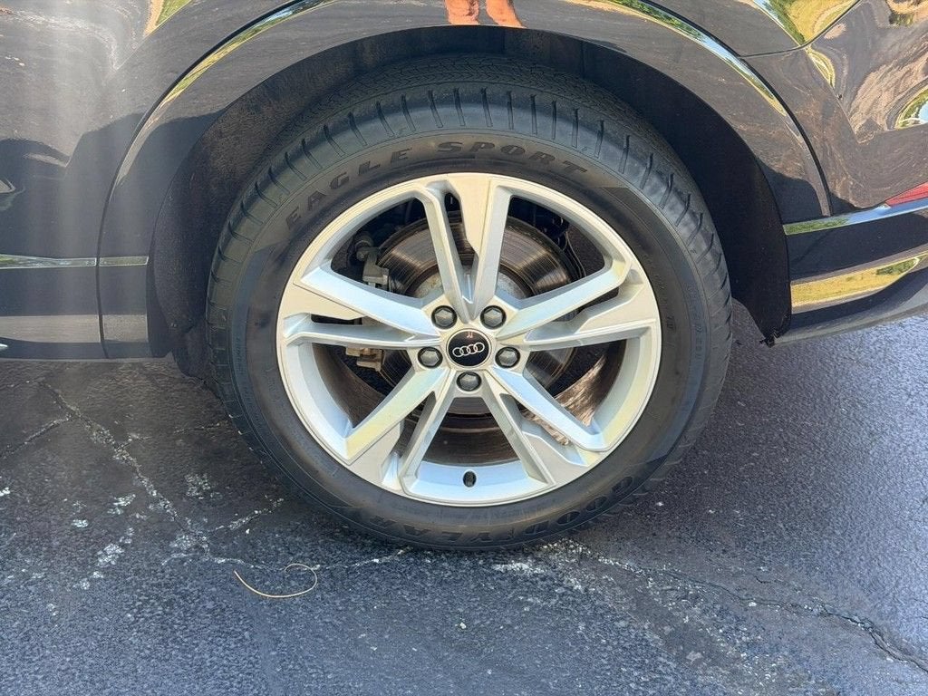 2023 Audi Q3 S line Premium