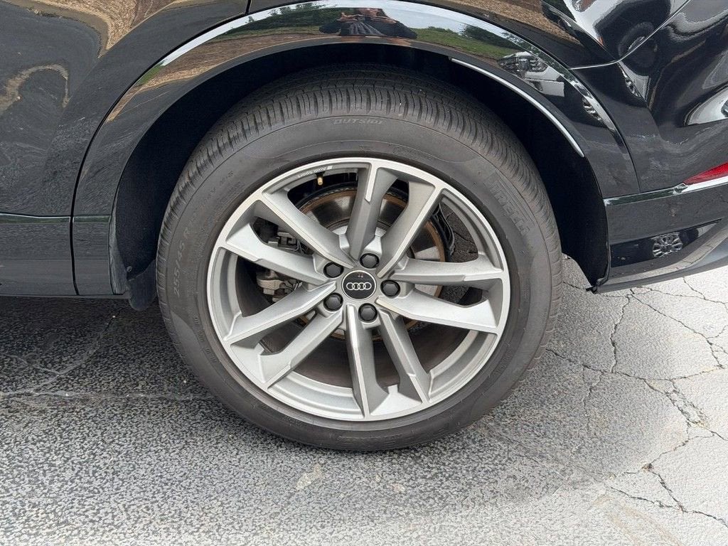 2025 Audi Q3 S line Premium