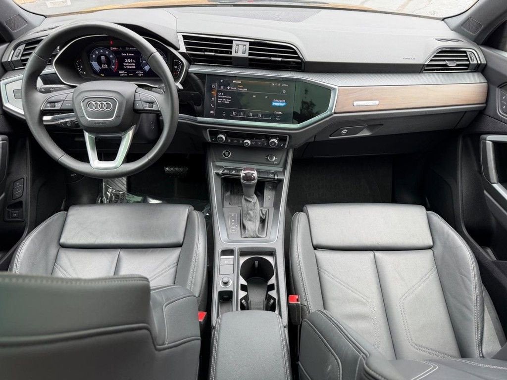 2025 Audi Q3 S line Premium