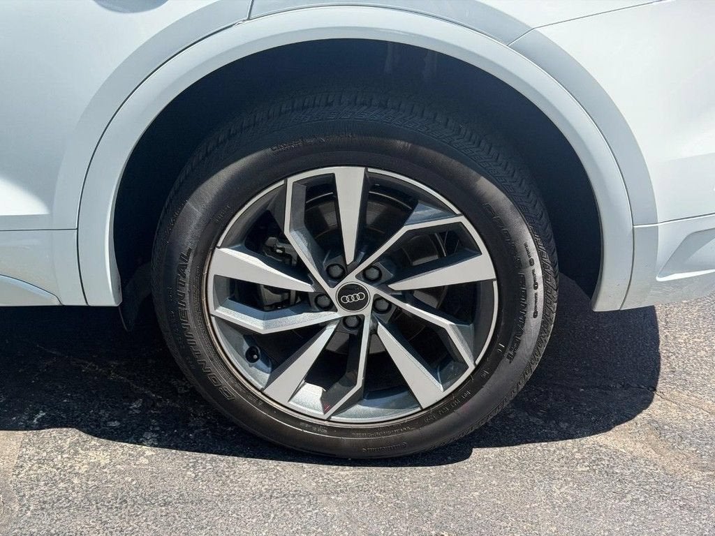 2023 Audi Q5 S line Premium Plus