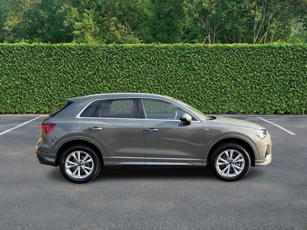 2024 Audi Q3 S line Premium Plus