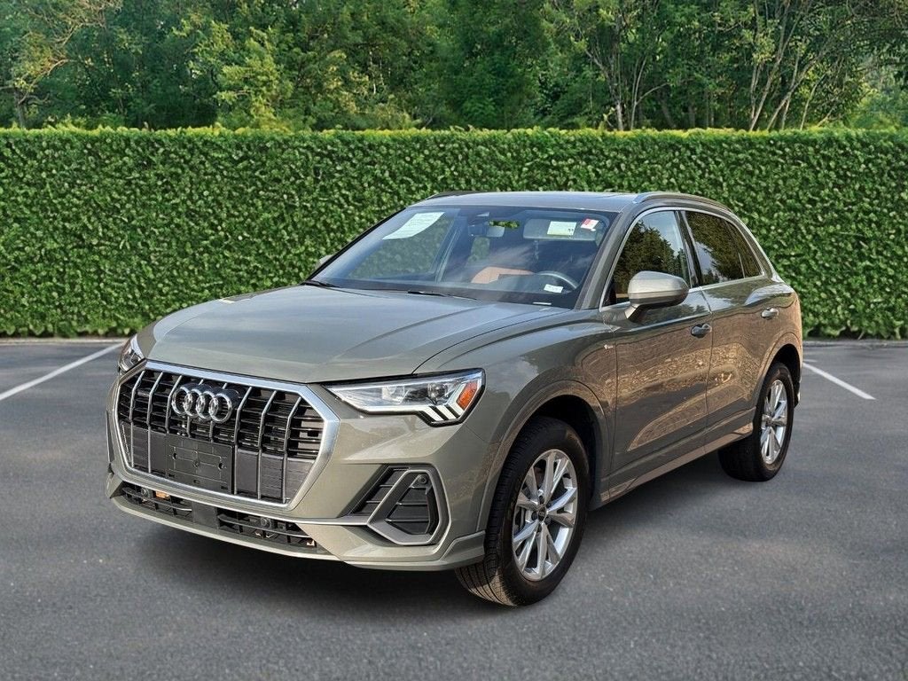 2024 Audi Q3 S line Premium Plus