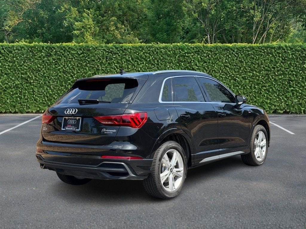 2023 Audi Q3 S line Premium Plus