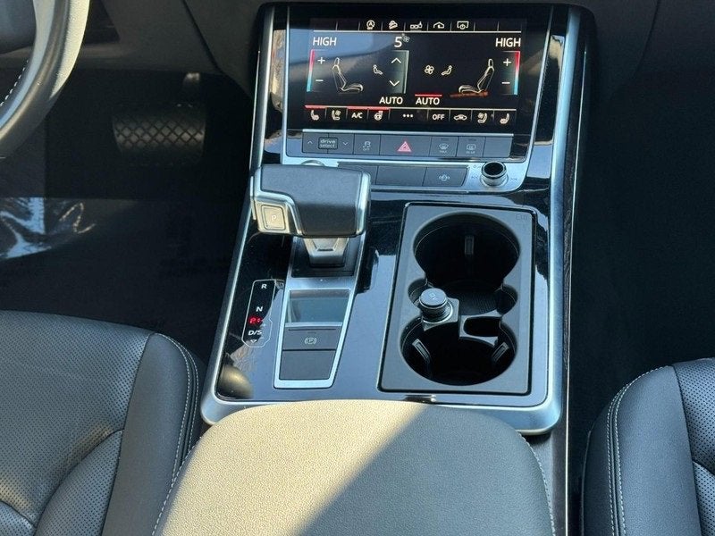 2020 Audi Q8 Premium Plus