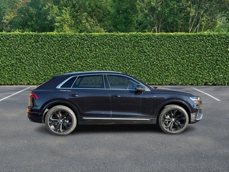 2020 Audi Q8 Premium Plus