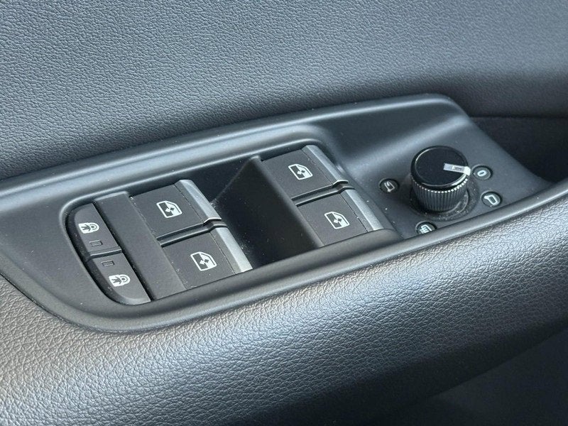 2020 Audi Q8 Premium Plus