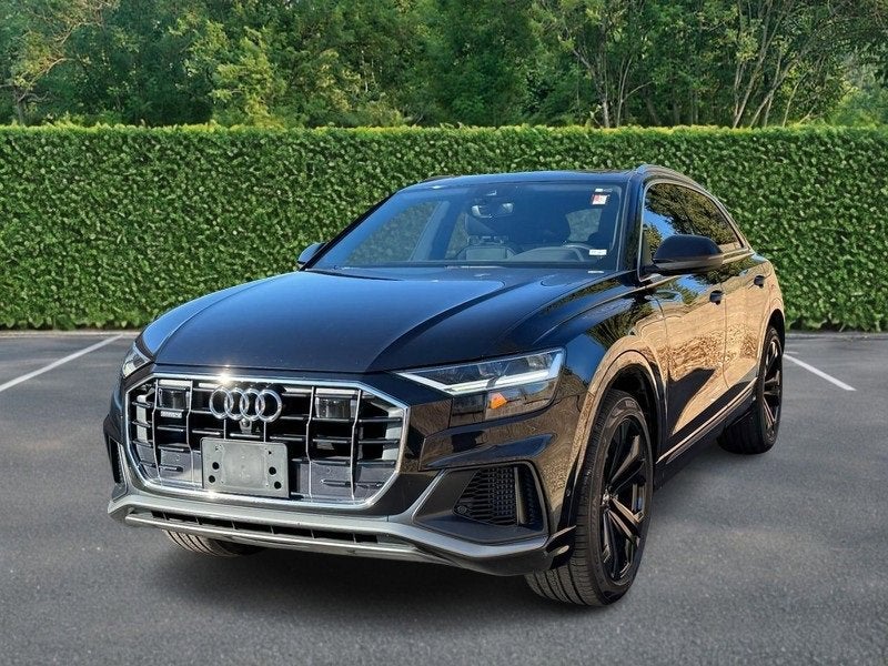 2020 Audi Q8 Premium Plus
