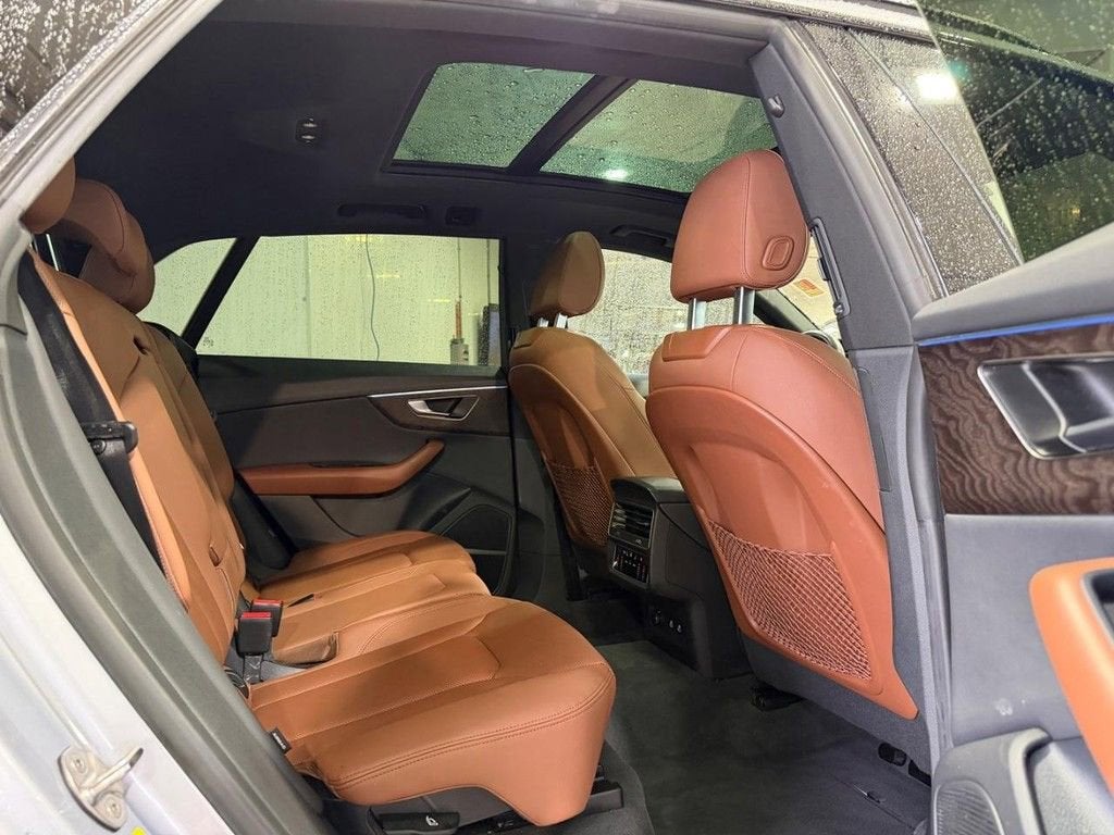 2022 Audi Q8 Premium Plus