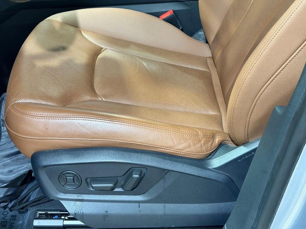 2022 Audi Q8 Premium Plus