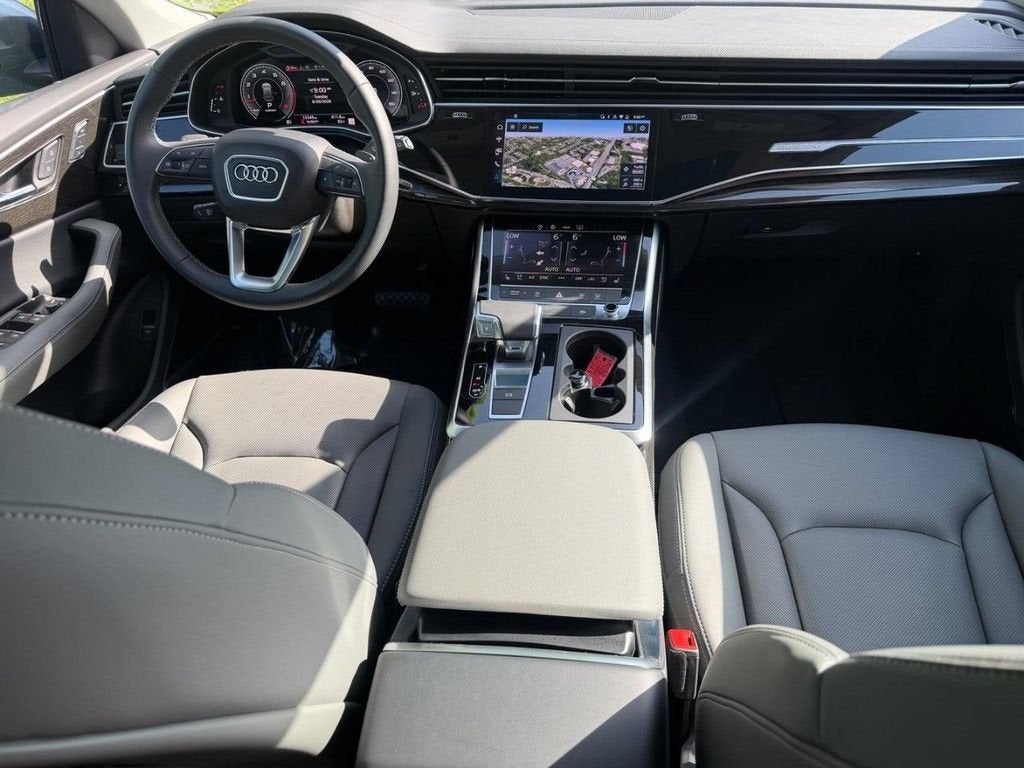 2025 Audi Q8 Premium Plus