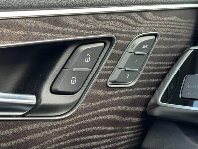 2023 Audi Q8 Premium Plus