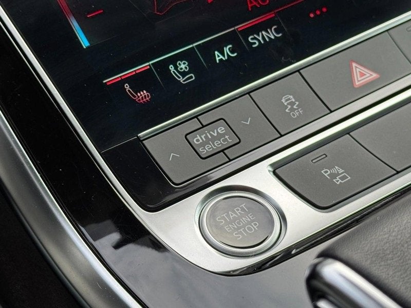 2023 Audi Q8 Premium Plus