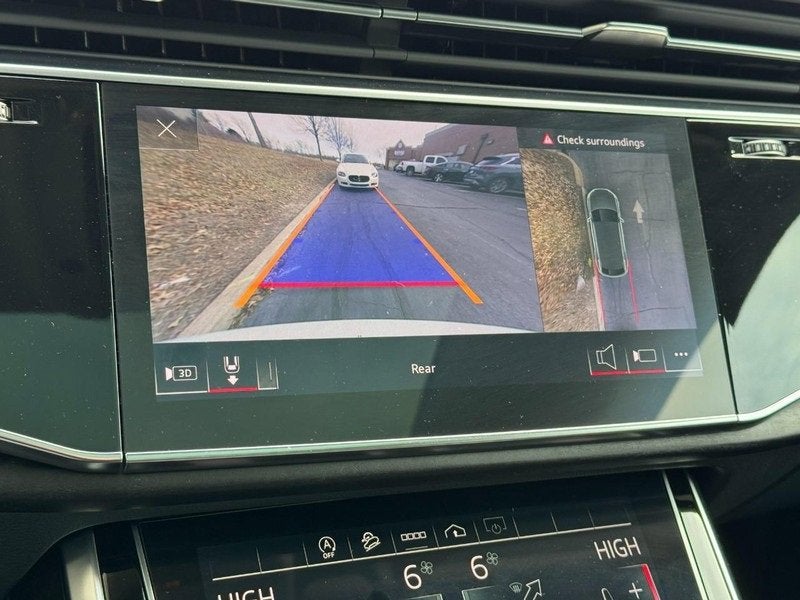 2023 Audi Q8 Premium Plus