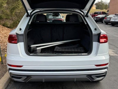 2023 Audi Q8 Premium Plus