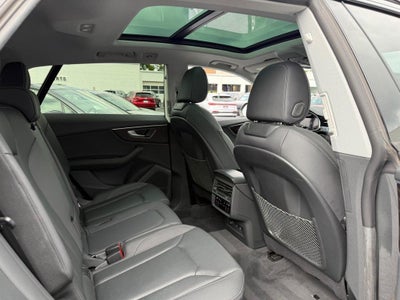 2023 Audi Q8 Premium Plus