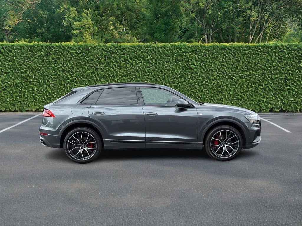 2023 Audi Q8 Premium Plus
