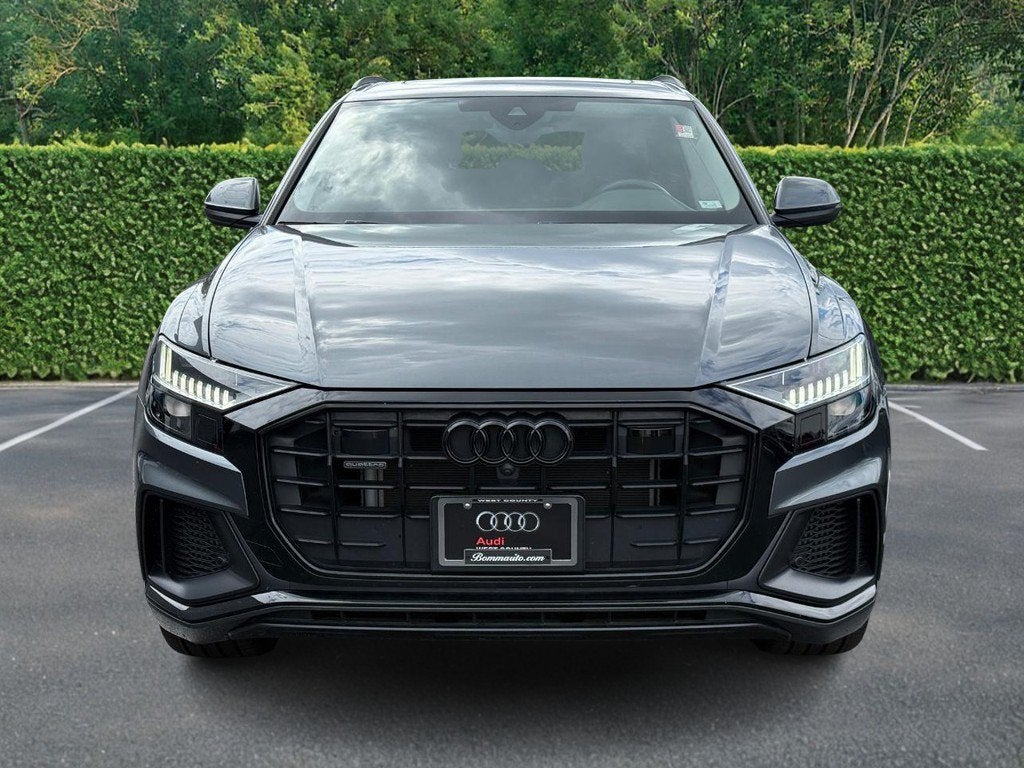 2023 Audi Q8 Premium Plus