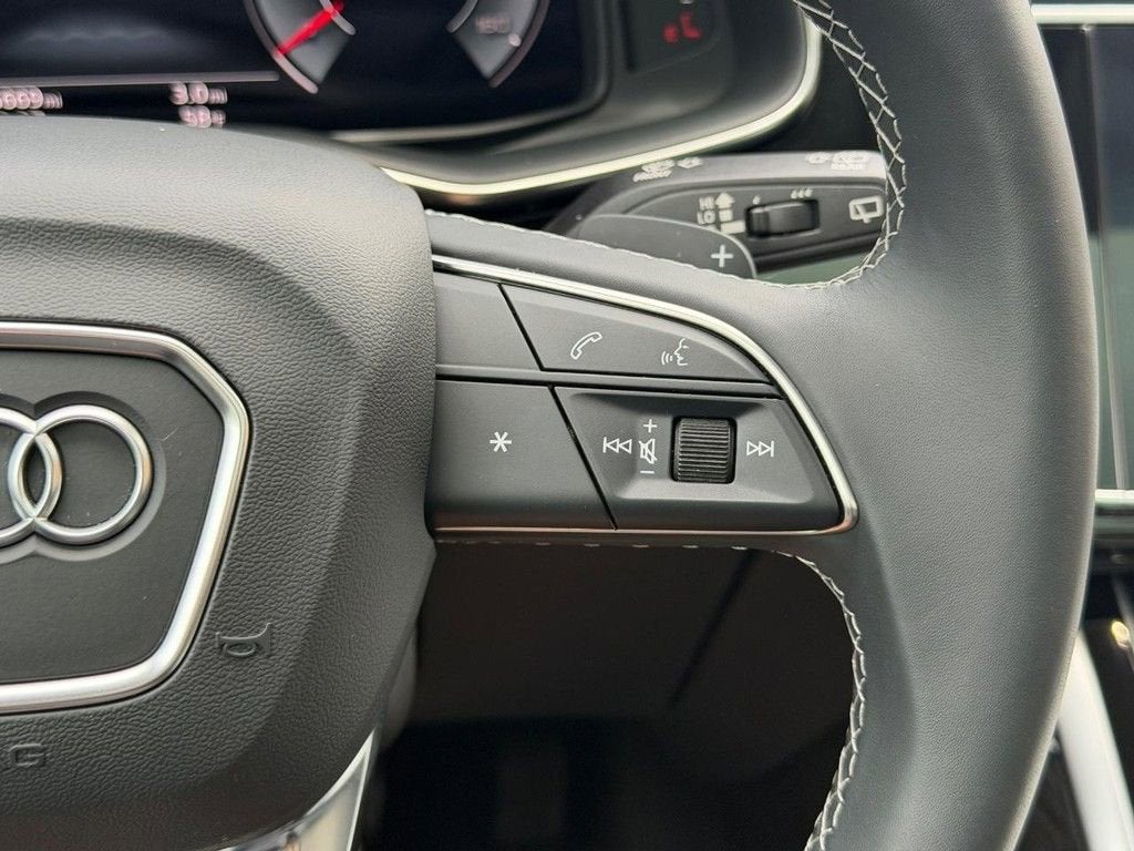 2026 Audi Q8 Premium Plus