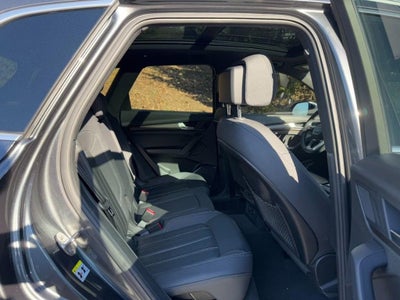 2022 Audi Q5 S line Premium