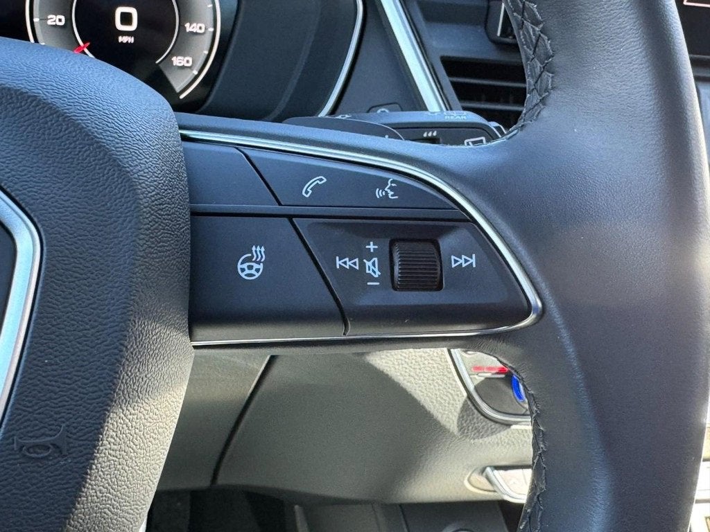 2025 Audi Q5 S line Premium