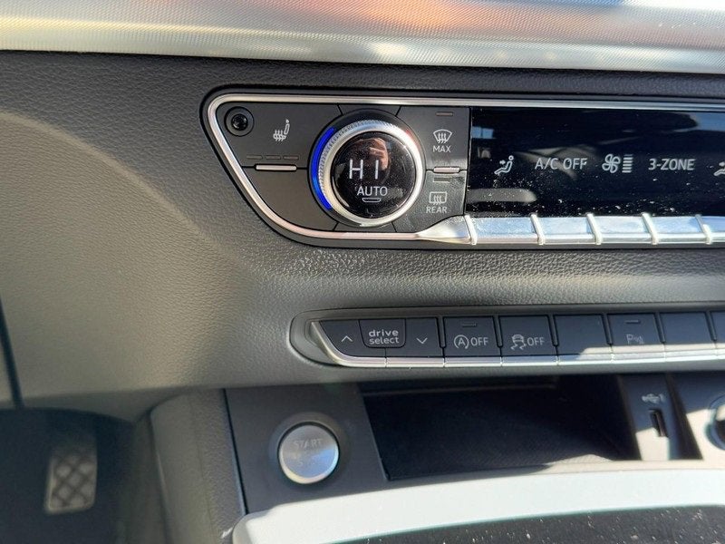 2025 Audi Q5 S line Premium