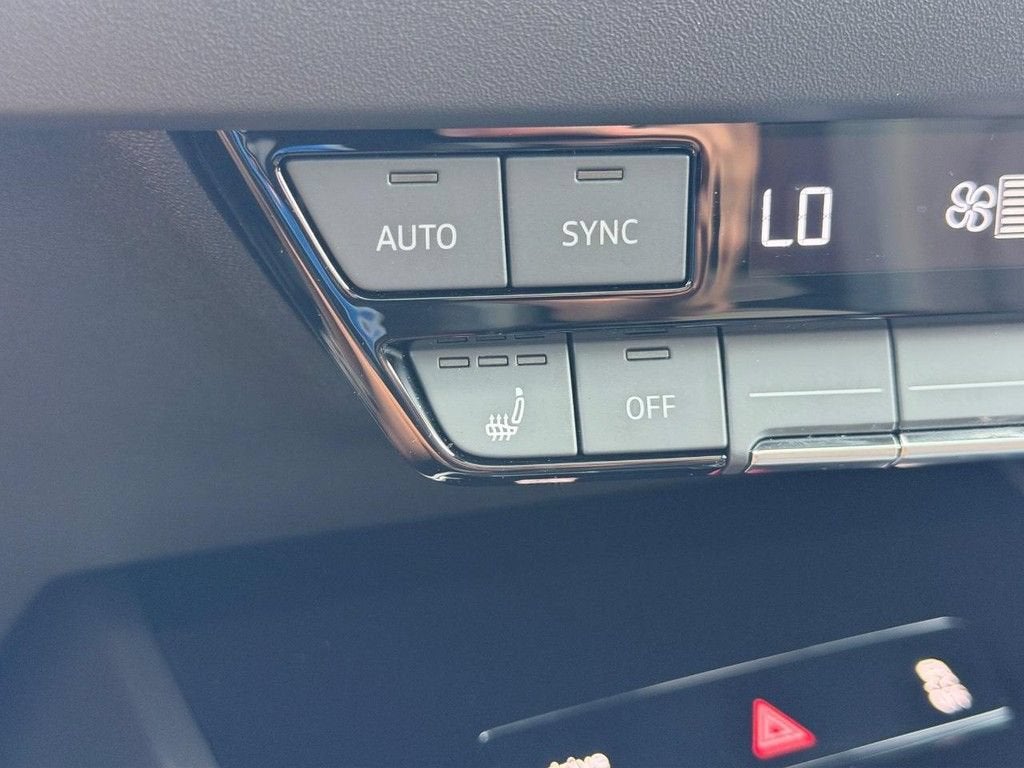 2025 Audi Q4 e-tron Premium