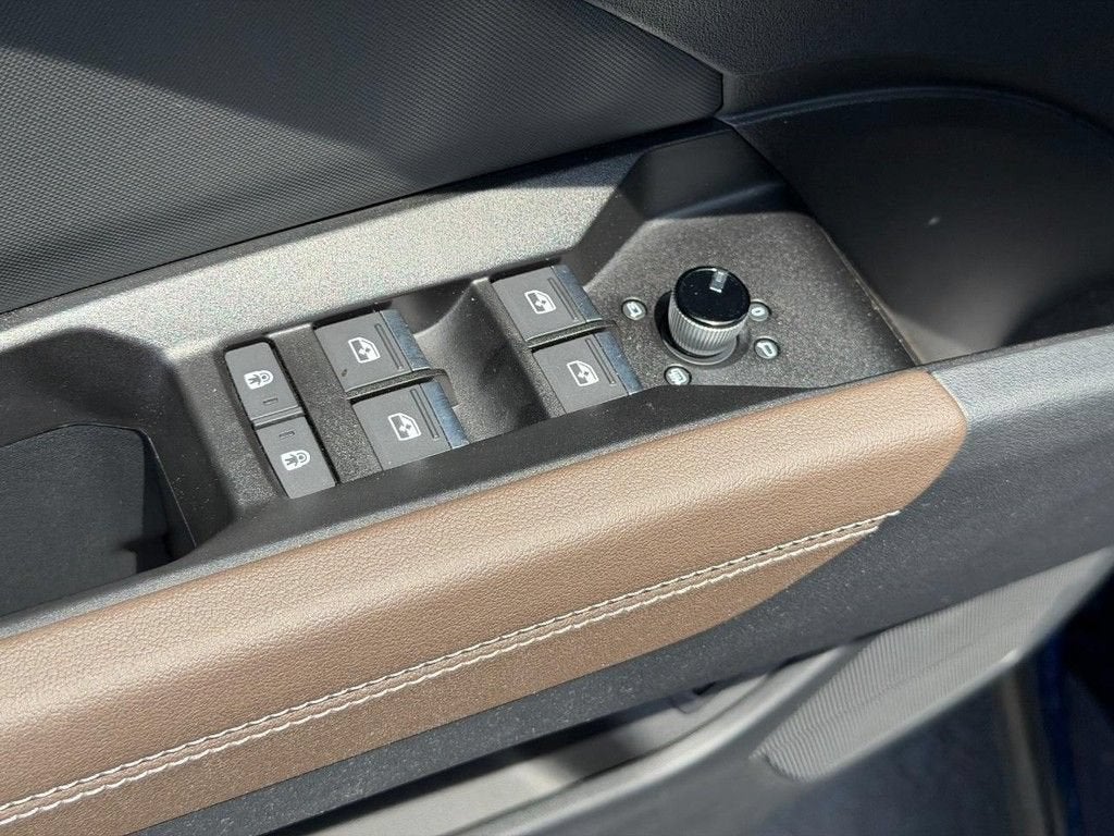 2025 Audi Q4 e-tron Premium