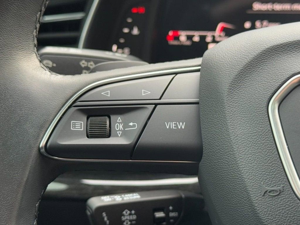 2023 Audi Q7 Premium Plus