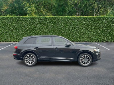 2023 Audi Q7 Premium Plus