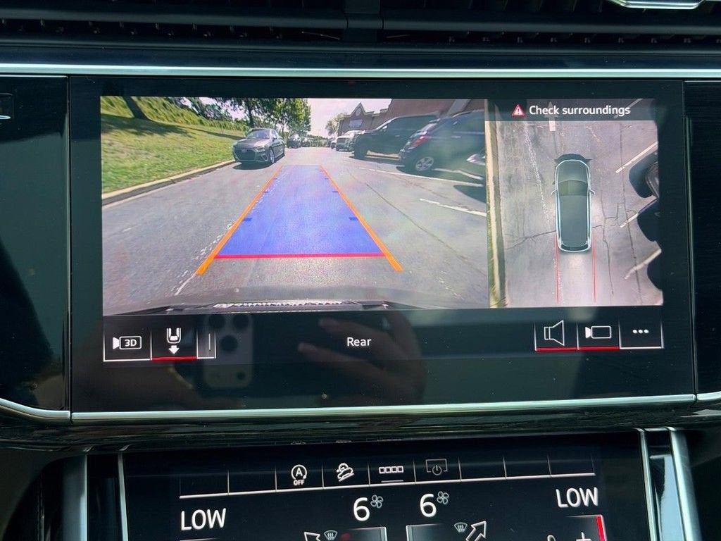 2025 Audi Q7 Premium Plus