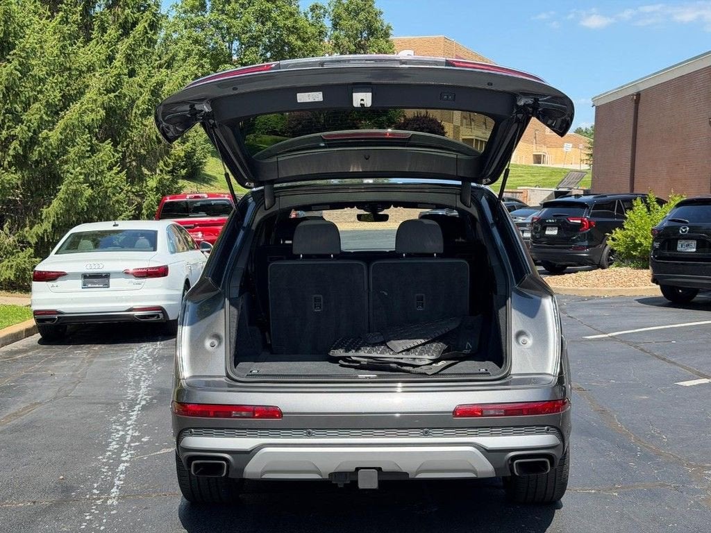 2025 Audi Q7 Premium Plus