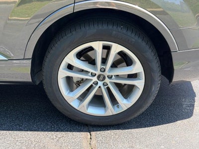 2025 Audi Q7 Premium Plus
