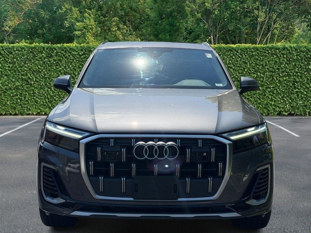 2025 Audi Q7 Premium Plus