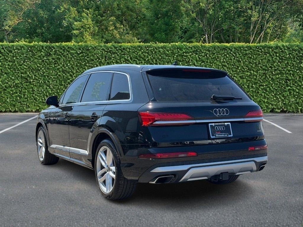 2025 Audi Q7 Premium Plus