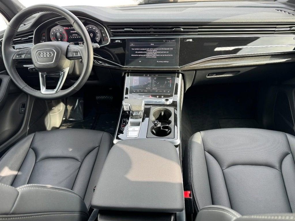 2025 Audi Q7 Premium Plus