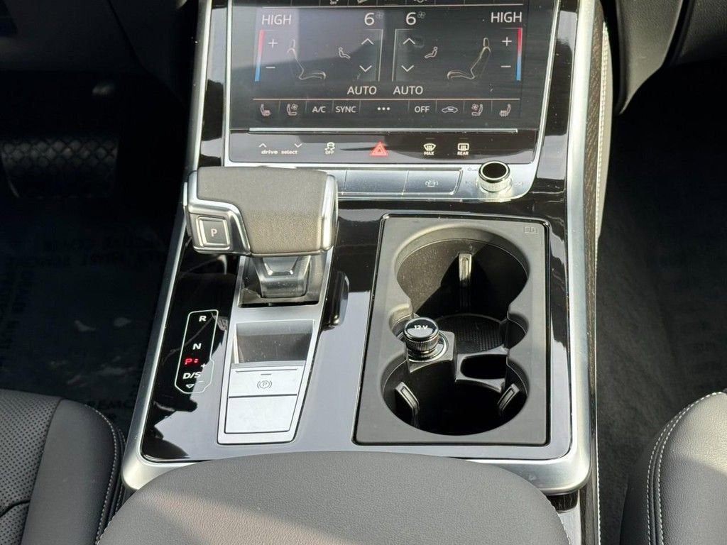 2025 Audi Q7 Premium Plus