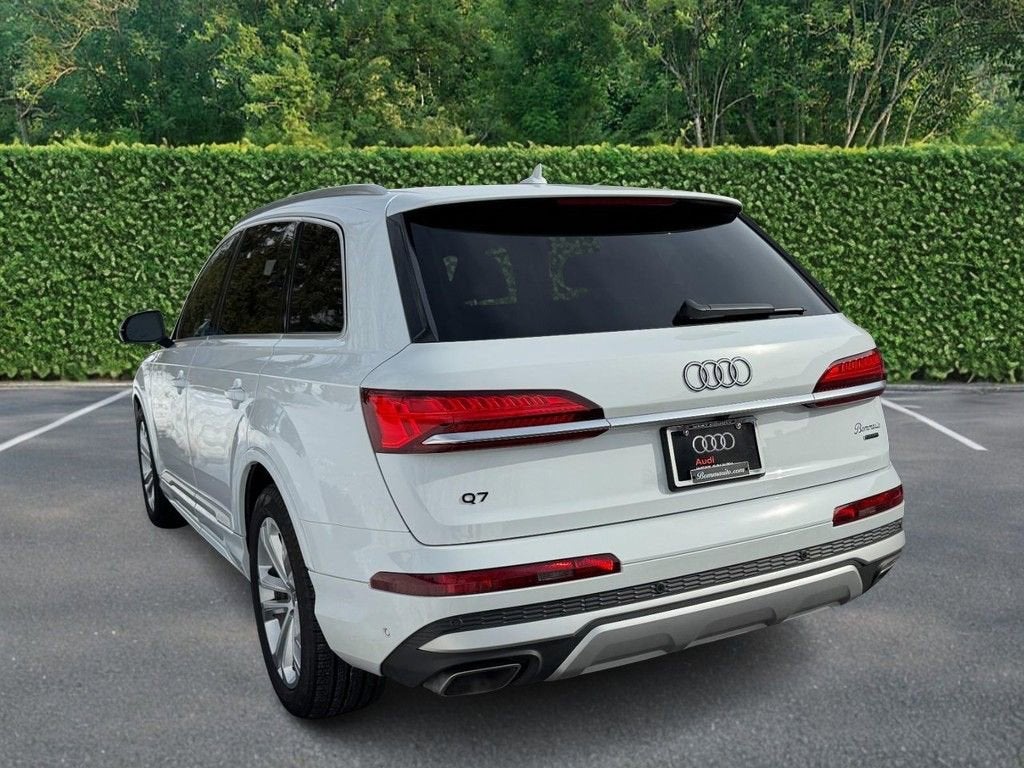 2025 Audi Q7 Premium Plus