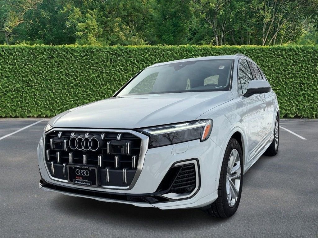 2025 Audi Q7 Premium Plus