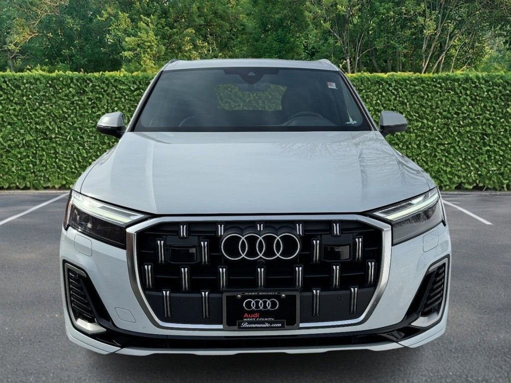 2025 Audi Q7 Premium Plus
