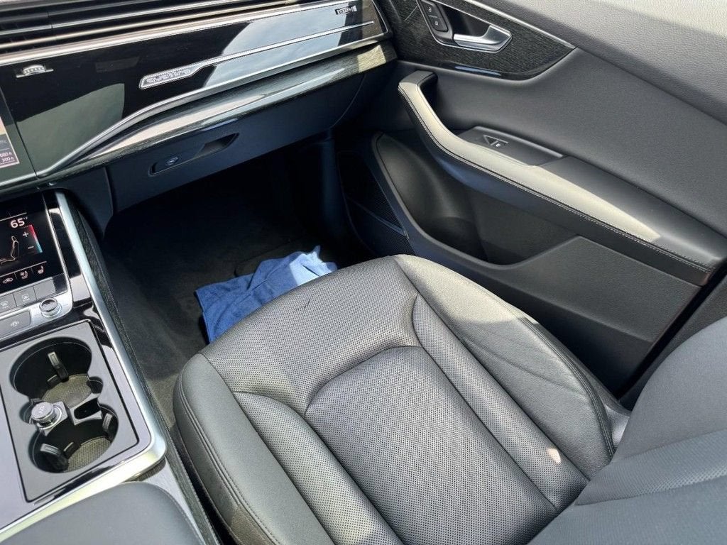 2021 Audi Q7 Premium Plus