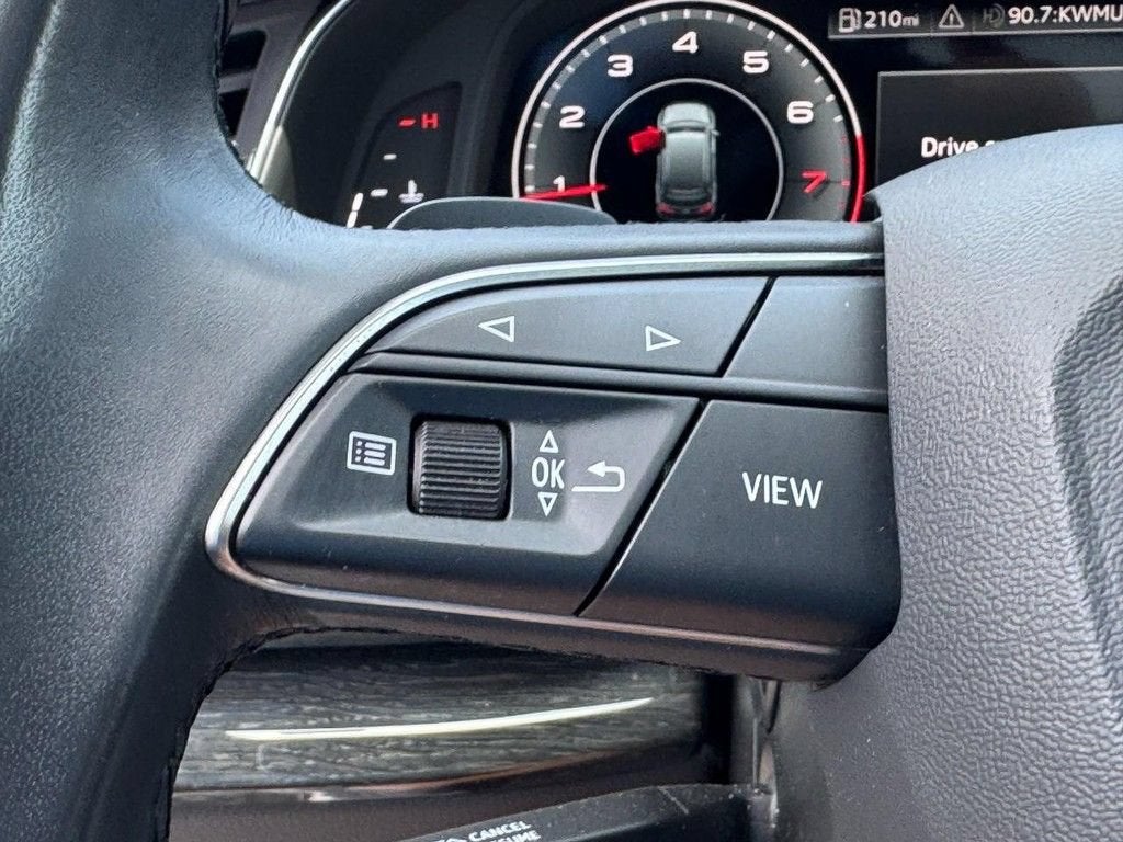 2021 Audi Q7 Premium Plus