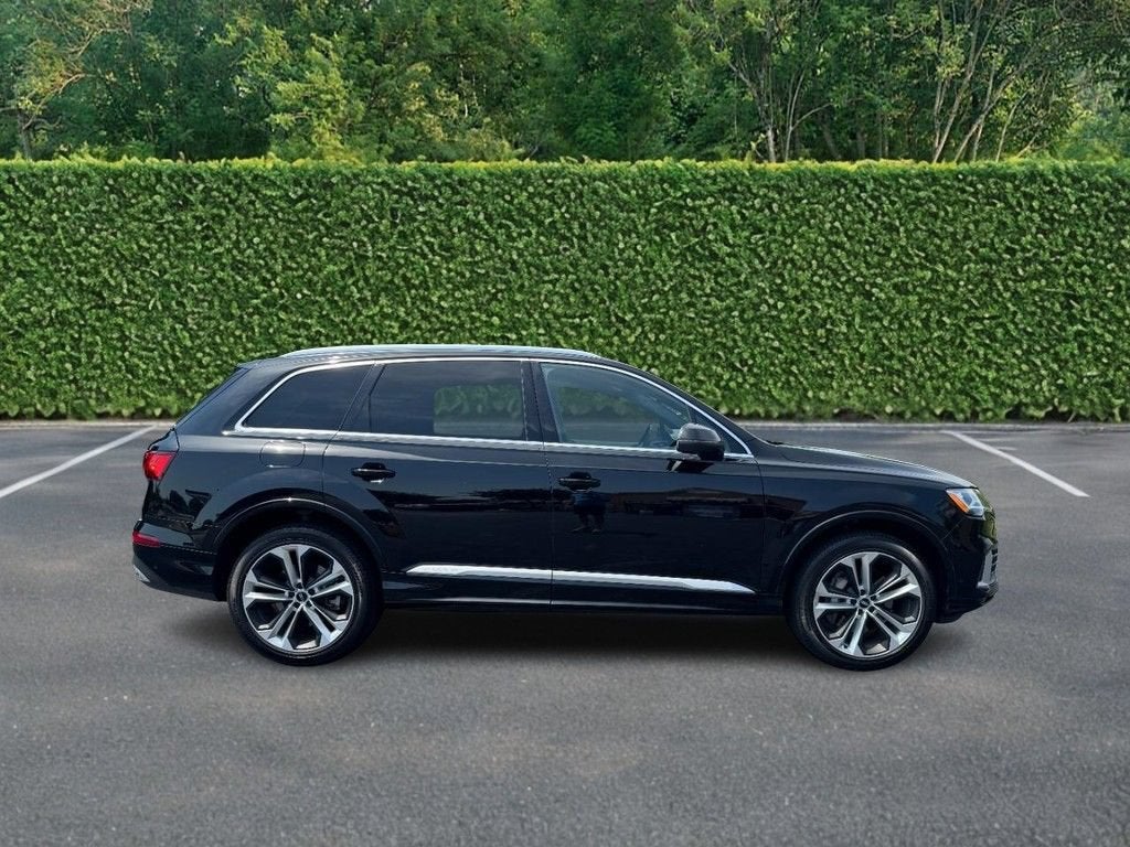 2021 Audi Q7 Premium Plus