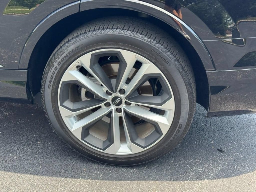 2021 Audi Q7 Premium Plus