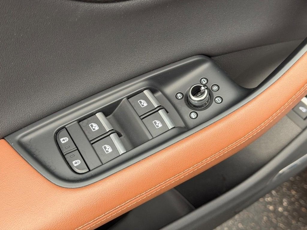 2023 Audi Q7 Premium Plus