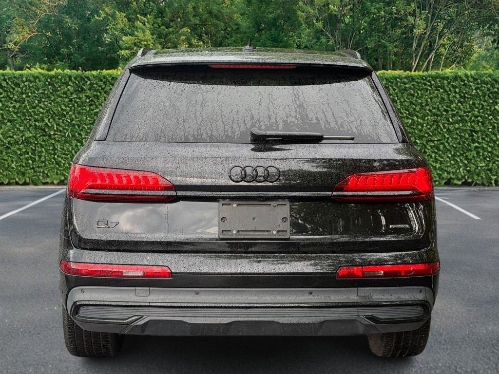 2023 Audi Q7 Premium Plus